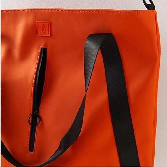 NWOT FP MOVEMENT ALL WEATHER TOTE- Rt $128 - Picture 2 of 4